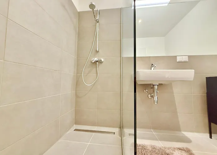 Apartament Modern Stylish With Free Parking Wiedeń
