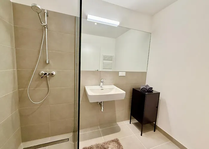 Apartament Modern Stylish With Free Parking Wiedeń